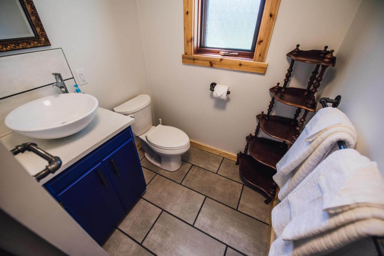 Grizzly Paw B&B Клиъруотър Екстериор снимка
