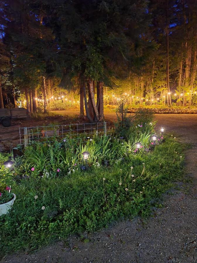 Grizzly Paw B&B Клиъруотър Екстериор снимка